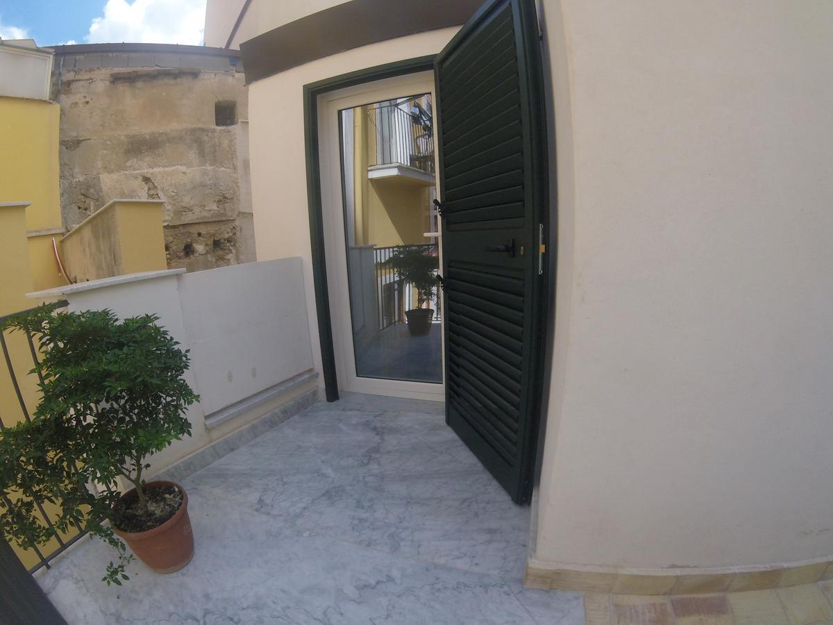 Kuro Hotel Palermo Exterior foto